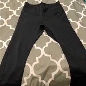 Stealth Capri tights